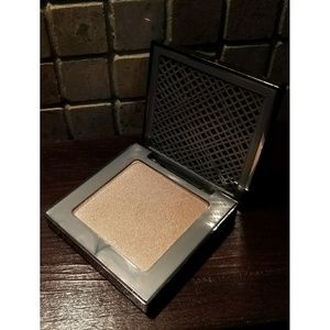 Afterglow 8-Hour Powder Highlight + Brush